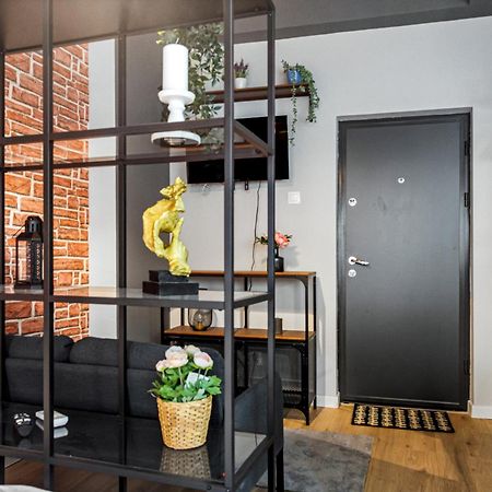 Cute Cozy Nest Old City Apartment Bucharest Exterior photo