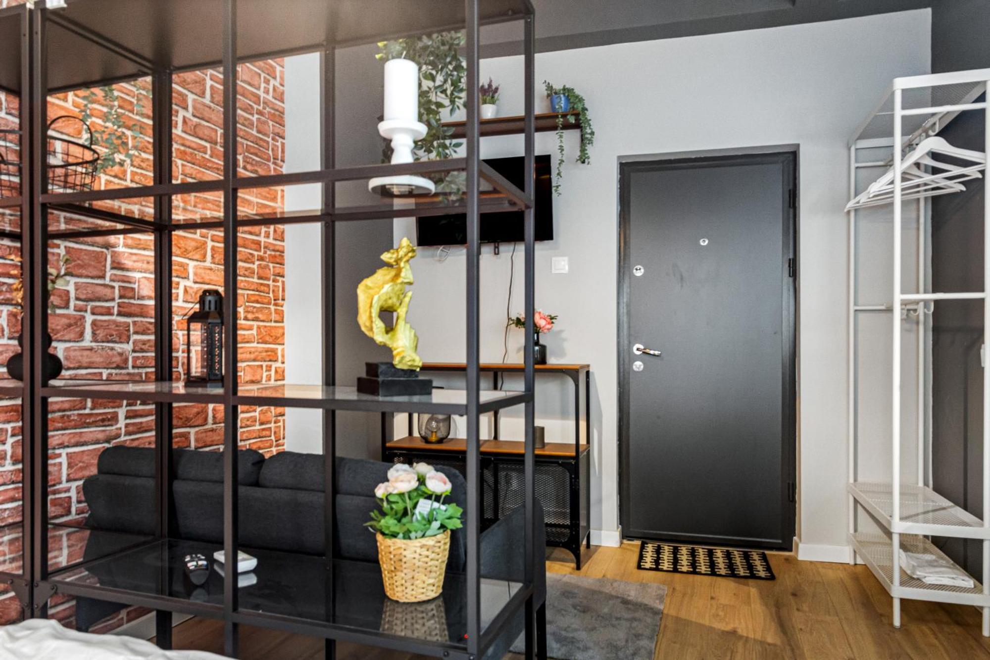 Cute Cozy Nest Old City Apartment Bucharest Exterior photo